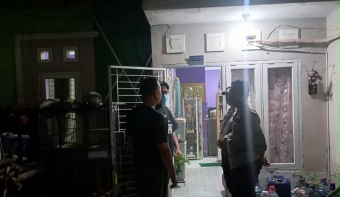 Polsek Rambutan evakuasi perempuan ditemukan meninggal dunia  perumahan alzafa risendence